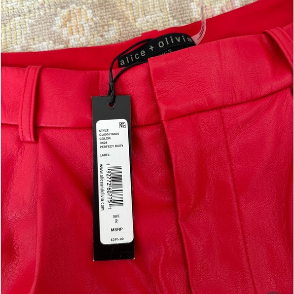 alice and olivia red shorts - Picture 3 of 4